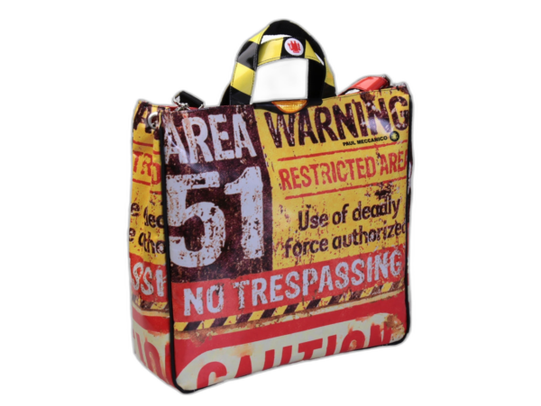 MAXI TOTE BAG "ALTA TENSIONE STOP". MODELLO DI TRAMPOLINO DI LANCIO REALIZZATO CON TELONI DI CAMION.