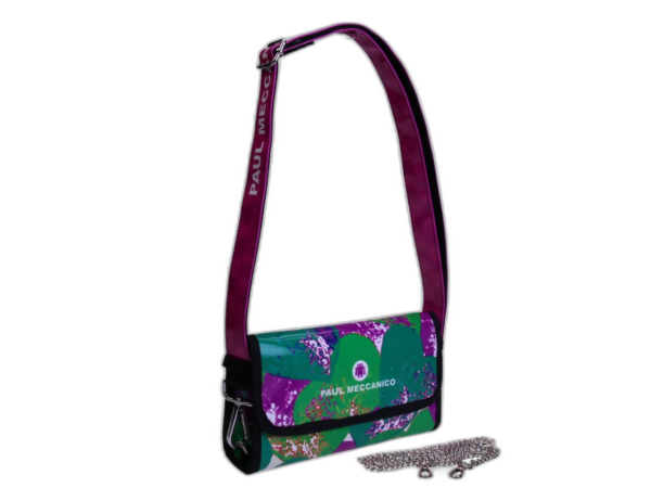 '- POCHETTE CON FANTASIA ASTRATTA. MODELLO DI CARAMELLA REALIZZATO CON TELONE DI CAMION.